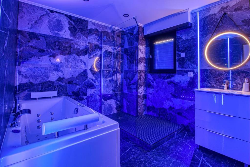 Appart Hotel Avec Sauna, Jacuzzi, Strasbourg Exterior photo