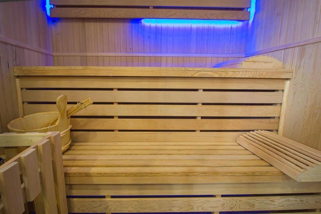 Appart Hotel Avec Sauna, Jacuzzi, Strasbourg Exterior photo